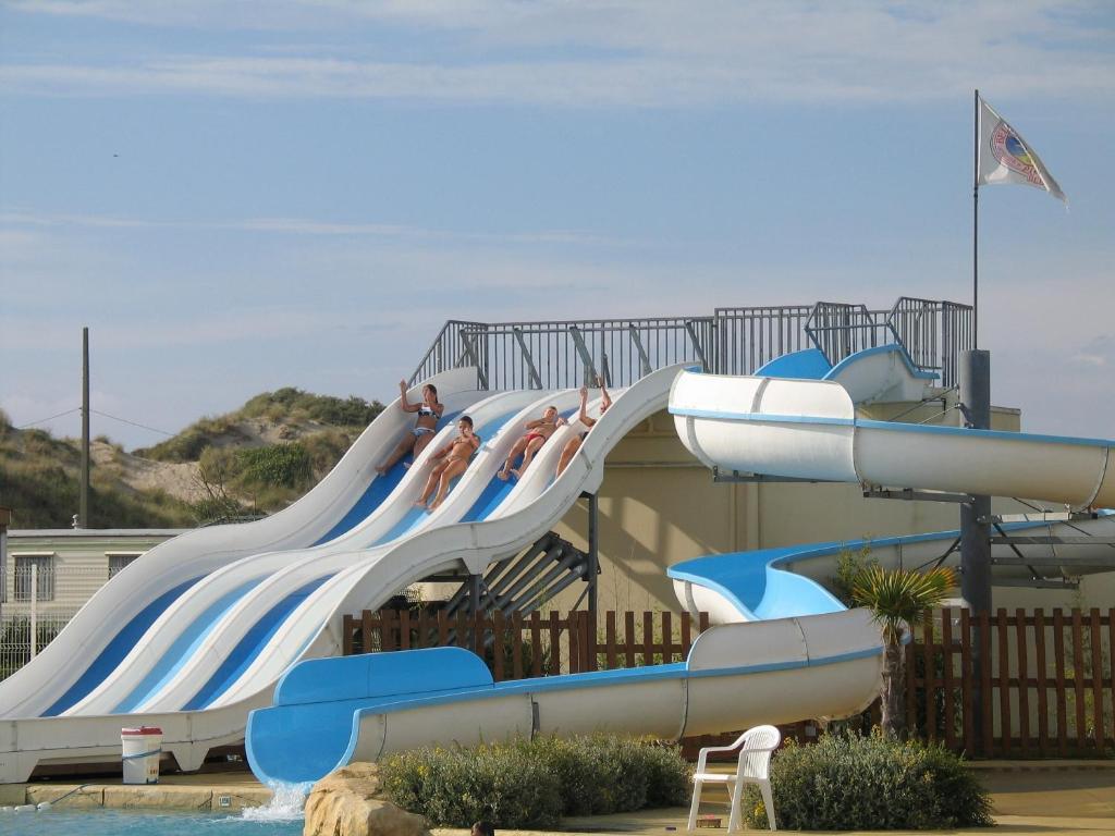 Hotellerie De Plein Air Belle Dune Berck Exterior photo